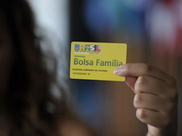 Paraíba é terceiro lugar em dependência do Bolsa Família em todo Brasil