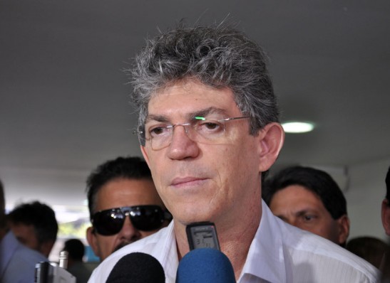 Amanhã: RC entregará sistema de captação de água e adutora no Cariri