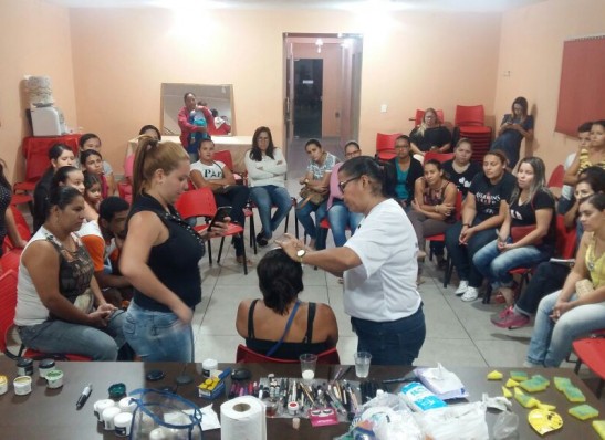 Curso de maquiagem do CRAS de Sumé foi realizado com sucesso