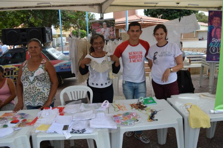 Feira das mulheres rurais aconteceu nesta segunda-feira em Sumé