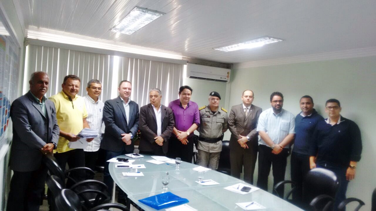 EXCLUSIVO: Prefeitos, vereador e entidades participam de reunião para plano estratégico de Segurança Pública para região do Cariri