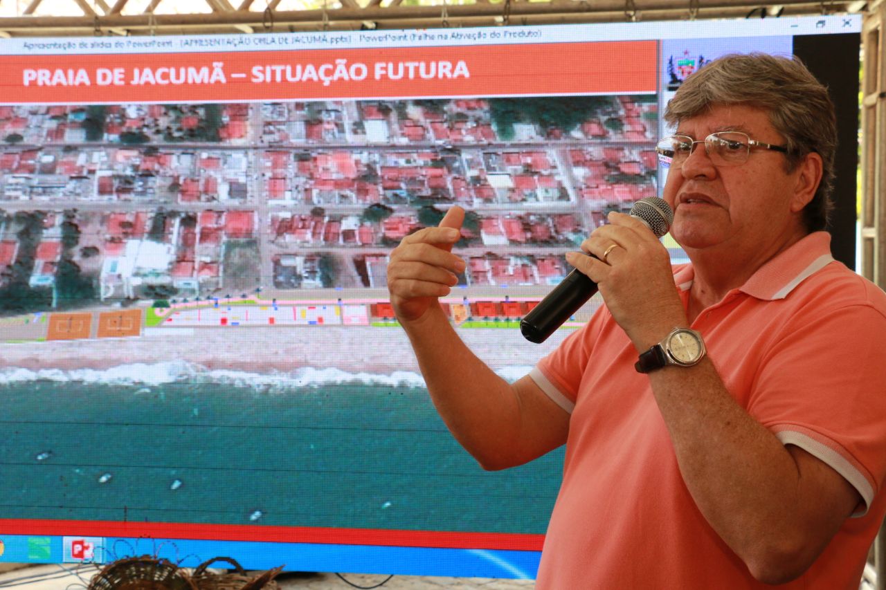 João Azevedo participa da assinatura de ordem de serviço para a urbanização da orla de Jacumã