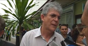 Ricardo lança matrículas 2018 e anuncia expansão de escolas integrais