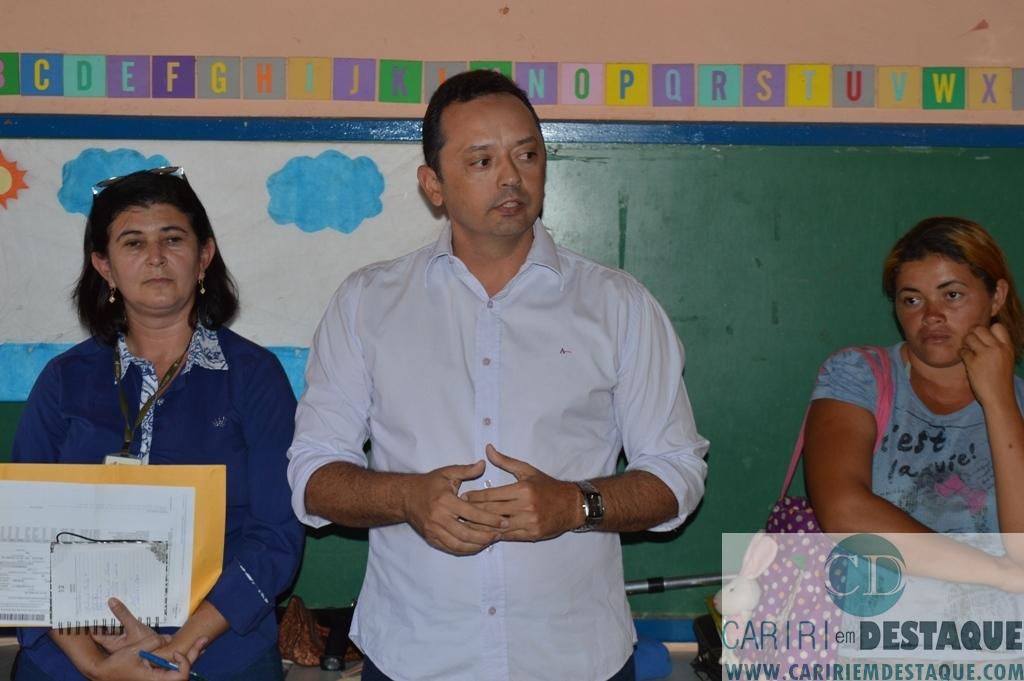 Prefeito Éden e vereadores participam de entrega de equipamentos do Procase em associação rural de Sumé