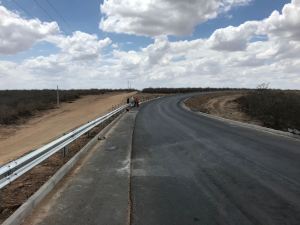 Rodovia que liga CG e região do Cariri será concluída em março