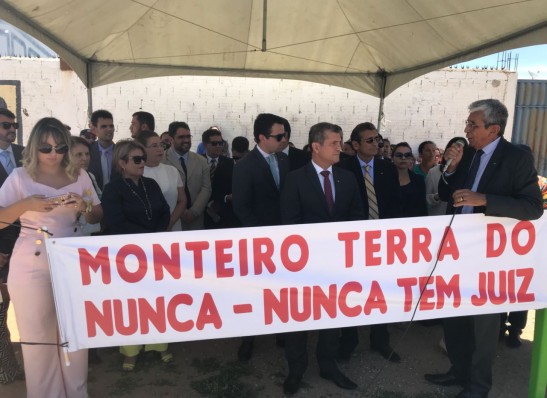 OAB-PB e sociedade civil de Monteiro cobram juízes para varas de Monteiro