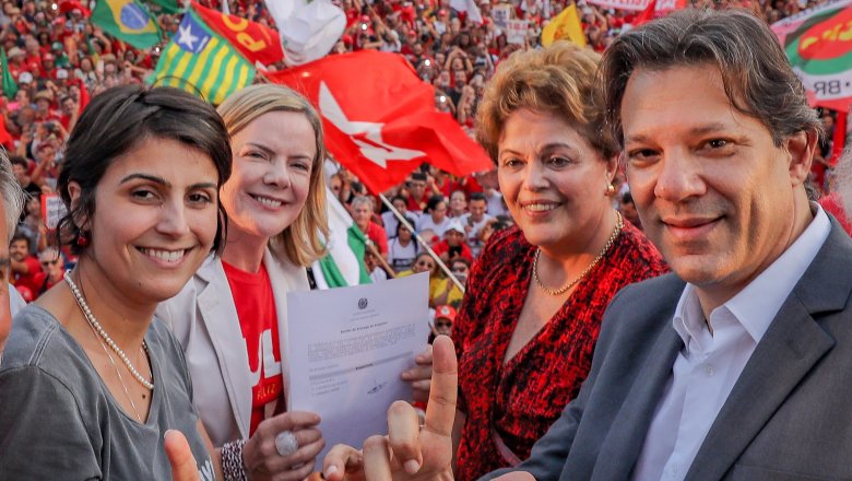 Lula é registrado candidato do PT a Presidente da República