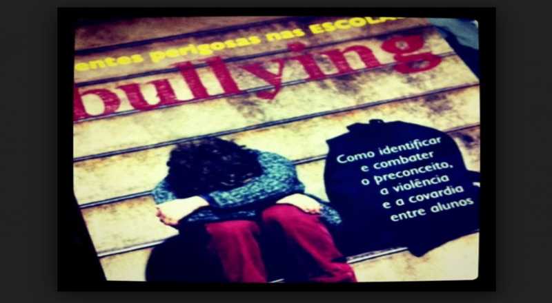 TCE aprova licitação destinada à distribuição de livros sobre bullying