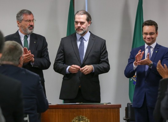 Importunação sexual agora é crime; lei pune ejaculação em público