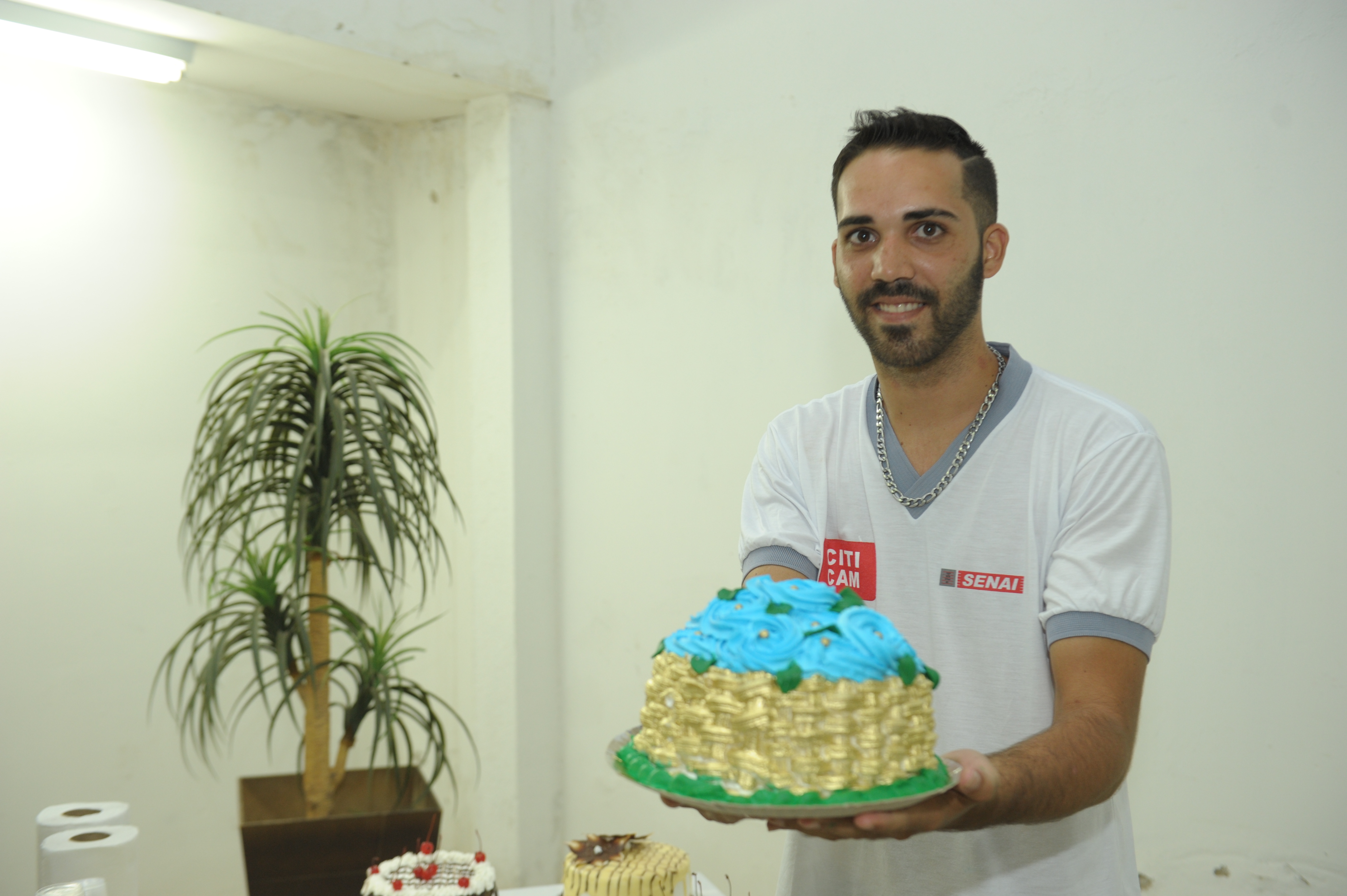 Curso de Confeiteiro em doces e salgados forma 32 novos profissionais em Monteiro