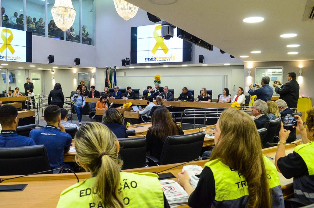 Assembleia debate soluções para reduzir acidentes de trânsito na Paraíba