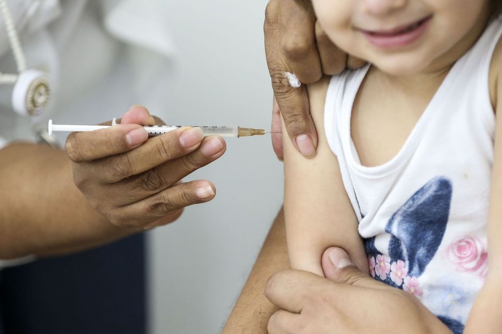 Vacinação deve estar em dia para matrículas escolares