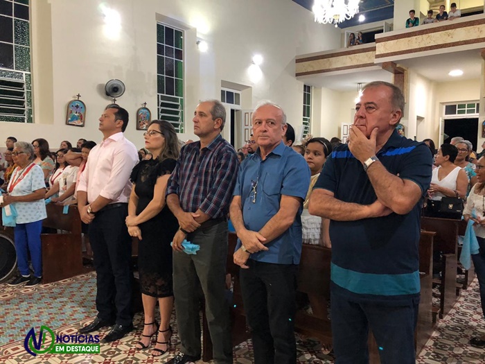 Prefeito Éden Duarte, deputado Branco Mendes e vereador Antonio Carlos participam da Festa de Nossa Senhora da Conceição em Sumé