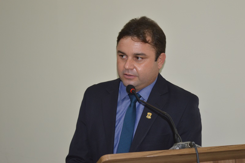 Daniel Lêla é eleito presidente da Câmara de Vereadores de Sumé para o biênio 2023-2024