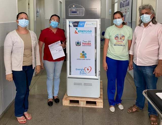 Prefeitura de Amparo recebe doação de câmara fria para armazenamento de vacinas contra a Covid-19