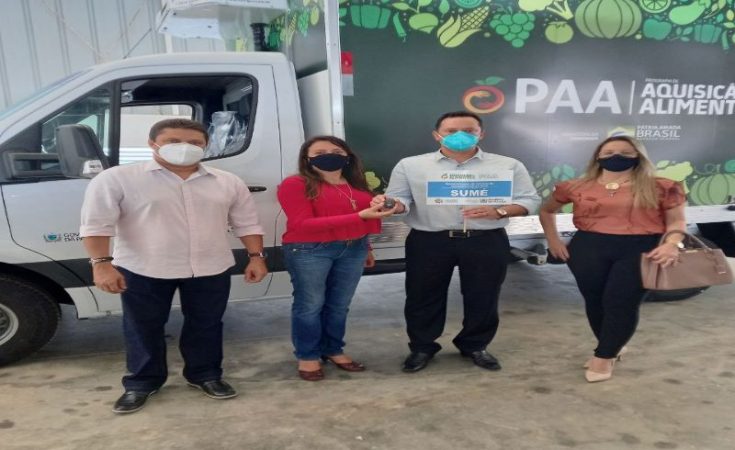 Caminhão do PAA doado pelo Governo do Estado chega ao município de Sumé