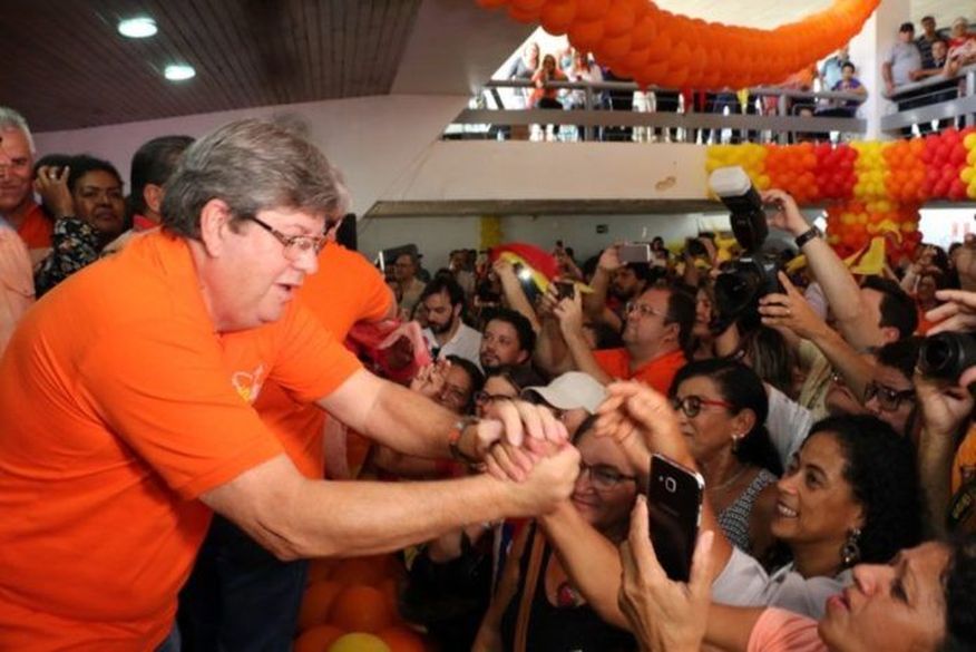 Evento de filiação de João Azevêdo terá presença de governadores de Pernambuco e Maranhão, prefeito de Recife e lideranças nacionais do PSB