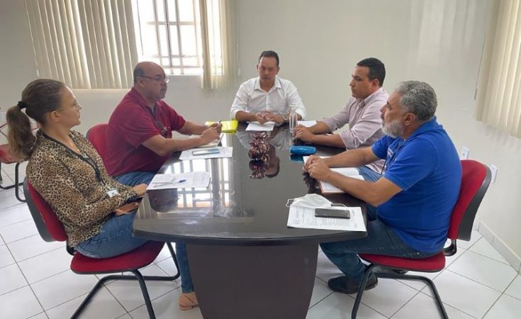 Prefeito de Sumé busca o fortalecimento da cadeia produtiva de Sumé e região