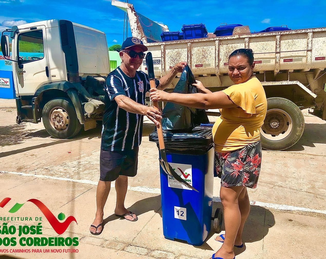 Prefeitura de São José dos Cordeiros adquire novos coletores de lixo para limpeza pública