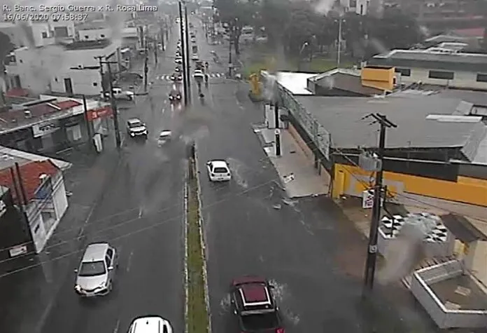 Chove mais de 70 milímetros em João Pessoa e Defesa Civil entra em alerta