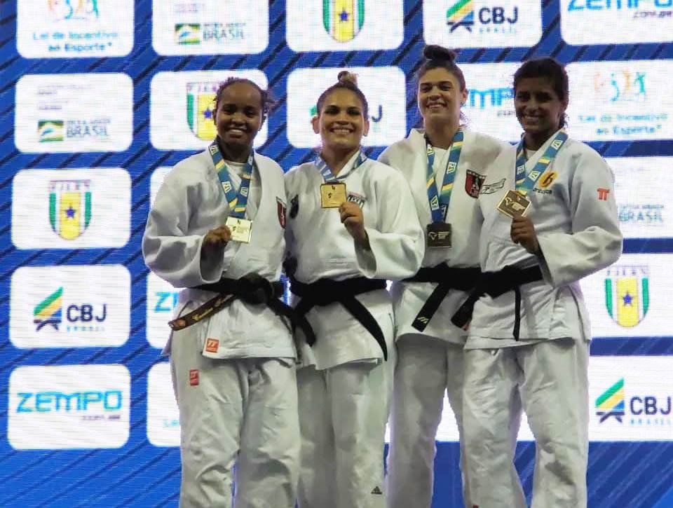 Alunas do CDSA são premiadas em Campeonato Brasileiro de Judô