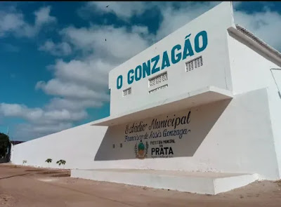 Prefeito da Prata faz vistoria no Estádio de Futebol ‘O Gonzagão’ e anuncia reforma