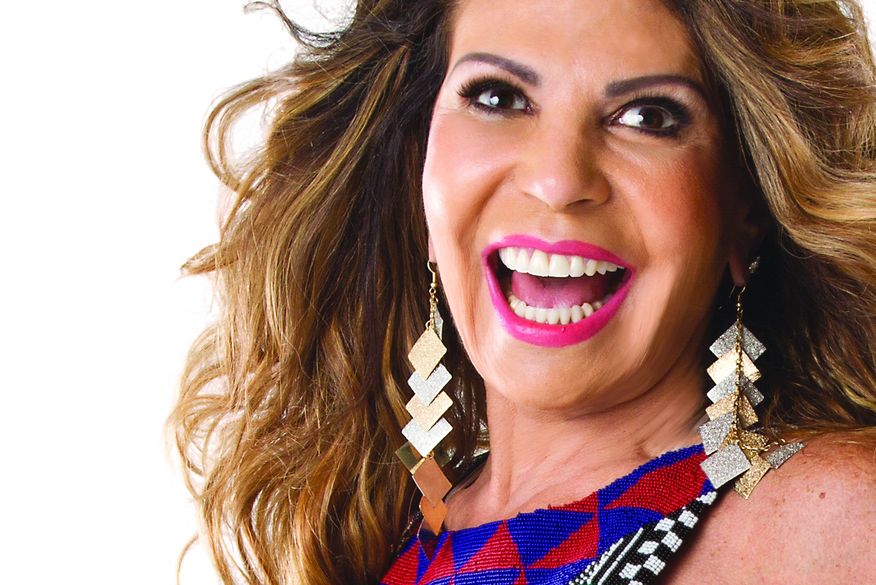 Shows de Elba Ramalho estão confirmados em Campina Grande e João Pessoa mesmo após teste positivo de Covid-19