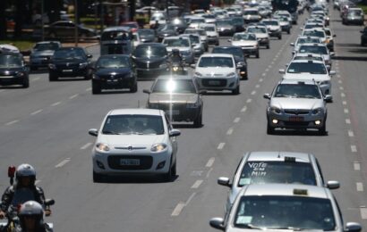 MP libera R$ 10,9 bi para auxílios a caminhoneiros e taxistas