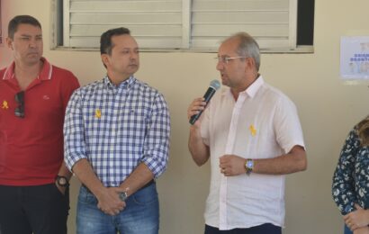 Presidente da Câmara de Vereadores de Sumé participa da entrega de novo veículo e pavimentações de ruas no município