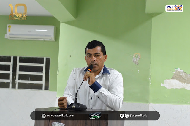 Vereador Duda Barnabé solicita reforma do canteiro da avenida Cícero Soares em Amparo