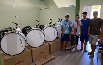 Prefeitura de Amparo fez a entrega novos instrumentos para Fanfarra 29 de abril
