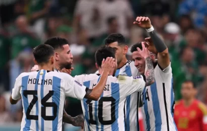 Argentina toma sufoco, mas passa da Austrália pela Oitavas de Final da Copa do Mundo