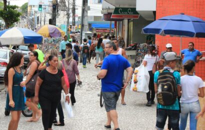 Comércio e shoppings abrem neste sábado e garantem as comprar de última hora na Paraíba. Confira o que abre e o que fecha