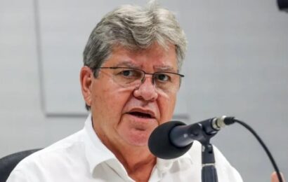 João confirma novos concursos na Paraíba para PM e Bombeiros em 2023