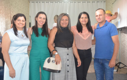 Vereador Presidente da Câmara de Amparo Flávio Messias e a vereadora Maria Pedrosa participaram da Jornada Pedagógica