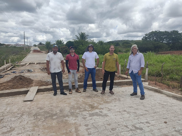 Amparo: Prefeito Inácio Nóbrega e vice-prefeito Cícero Maciel fazem inspeção em obras que estão em andamento