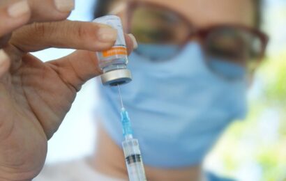 Saúde reforça importância de completar ciclo vacinal contra a covid-19
