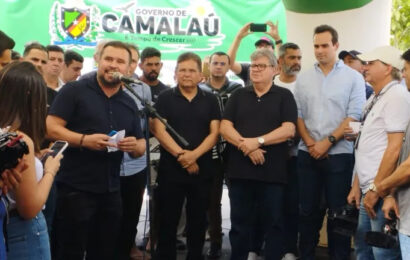 Ao lado do prefeito Bira, João entrega travessia urbana e inaugura Casa da Cidadania de Camalaú