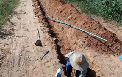 Prefeito de Ouro Velho autoriza extensão de rede de abastecimento de água em comunidade rural