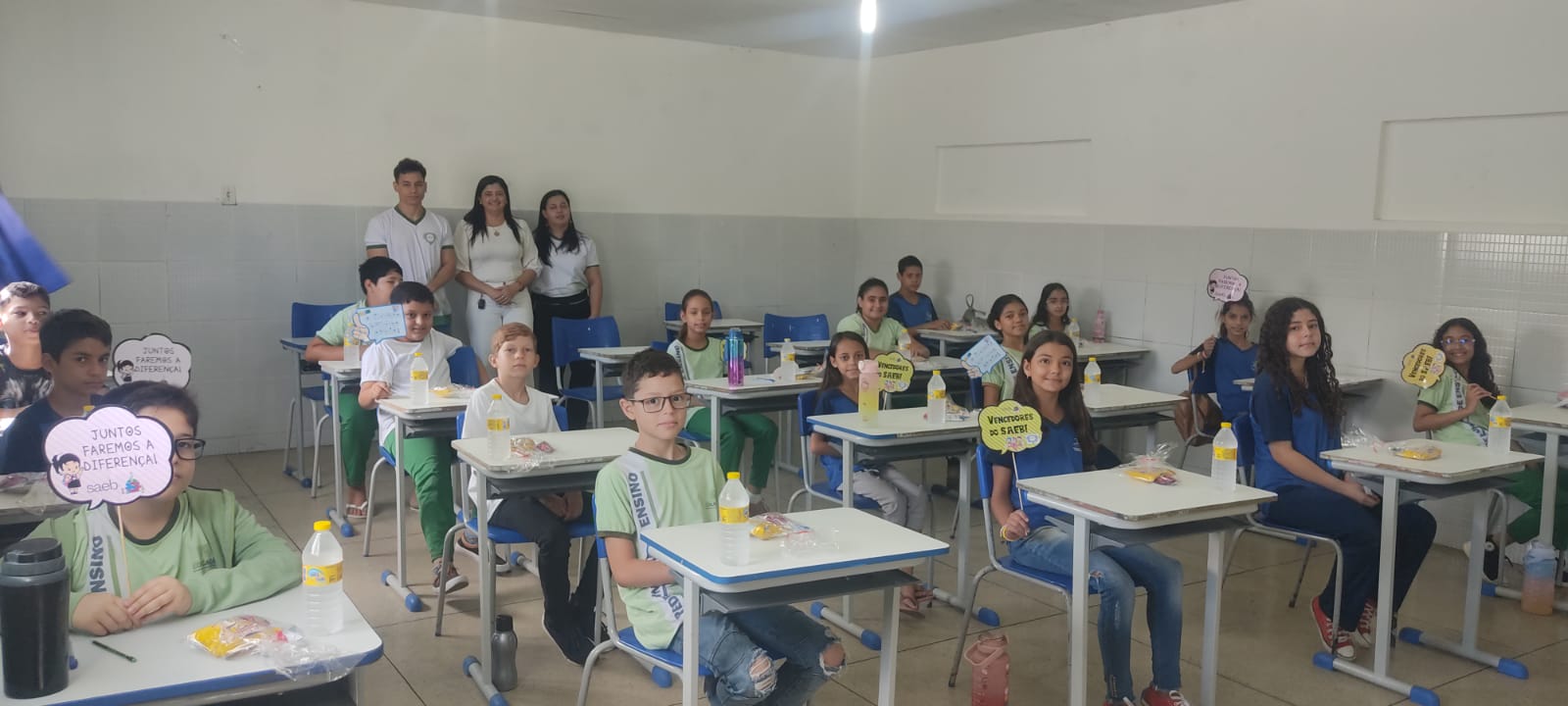 Alunos da rede municipal de ensino de Amparo participam da prova do Saeb