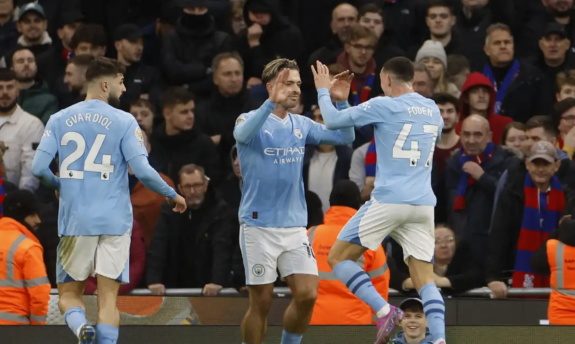 Manchester City goleia Urawa Red e vai à final contra o Flu no Mundial de Clubes