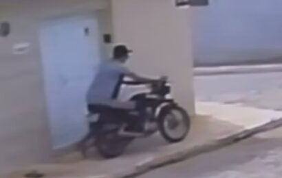 Câmera de Segurança registra furto de moto na manhã da última quarta-feira em Sumé