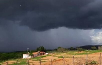 Inmet emite novo alerta de chuvas intensas para todos os municípios da Paraíba