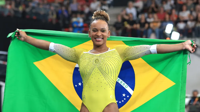 Rebeca Andrade conquista prata na Copa do Mundo de Ginástica