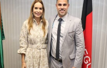 Prefeito Felício Queiroz comemora emenda destinada pela senadora Daniella Ribeiro na ordem de R$ 800 mil para a saúde de São José dos Cordeiros