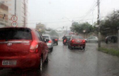 Inmet emite dois alertas de chuva forte para todas as cidades da Paraíba