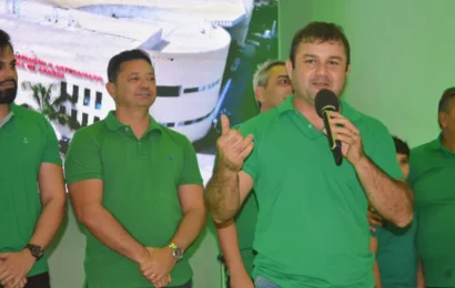 Daniel Lêla lança pré-candidatura a vereador e comemora chapa majoritária do PL
