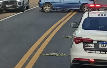 Acidente entre carro e carreta em Monteiro deixa duas pessoas feridas