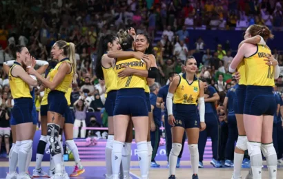 Brasil supera Turquia e conquista bronze no vôlei feminino em Paris