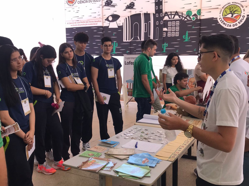 Integrantes do grupo de pesquisa Educação em Solos do CDSA participam da VIII Reunião Nordestina da Ciência do Solo